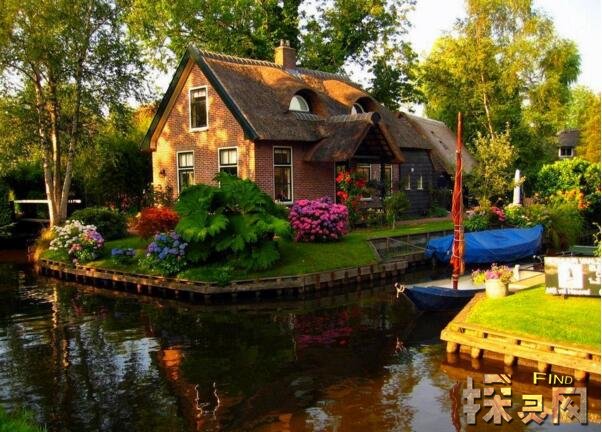 荷兰羊角村是荷兰威尼斯，不可错过的童话般的水上天堂